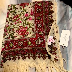 Gorgeous fuschia and olive floral all season light wool scarf.